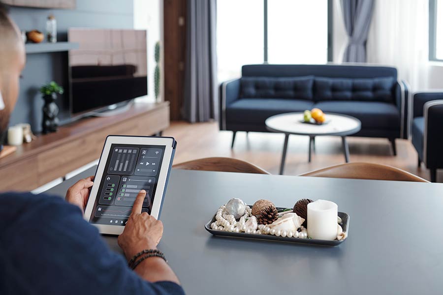 Unlocking the Future: The Potential of IoT in Smart Home Automation